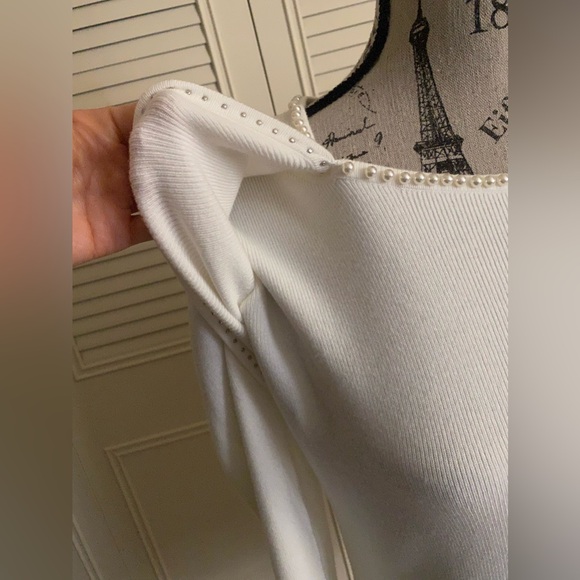 LIV Milano white faux Pearl lightweight sweater winter holiday - Picture 9 of 15